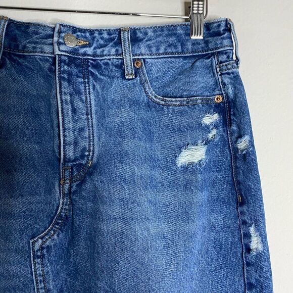 Old Navy Highest Rise Distressed Jean Skirt Size 8 - Picture 8 of 8